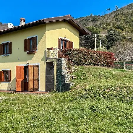 Splendido Tra Le Colline Ed Il Mare Di Celle Ligure *